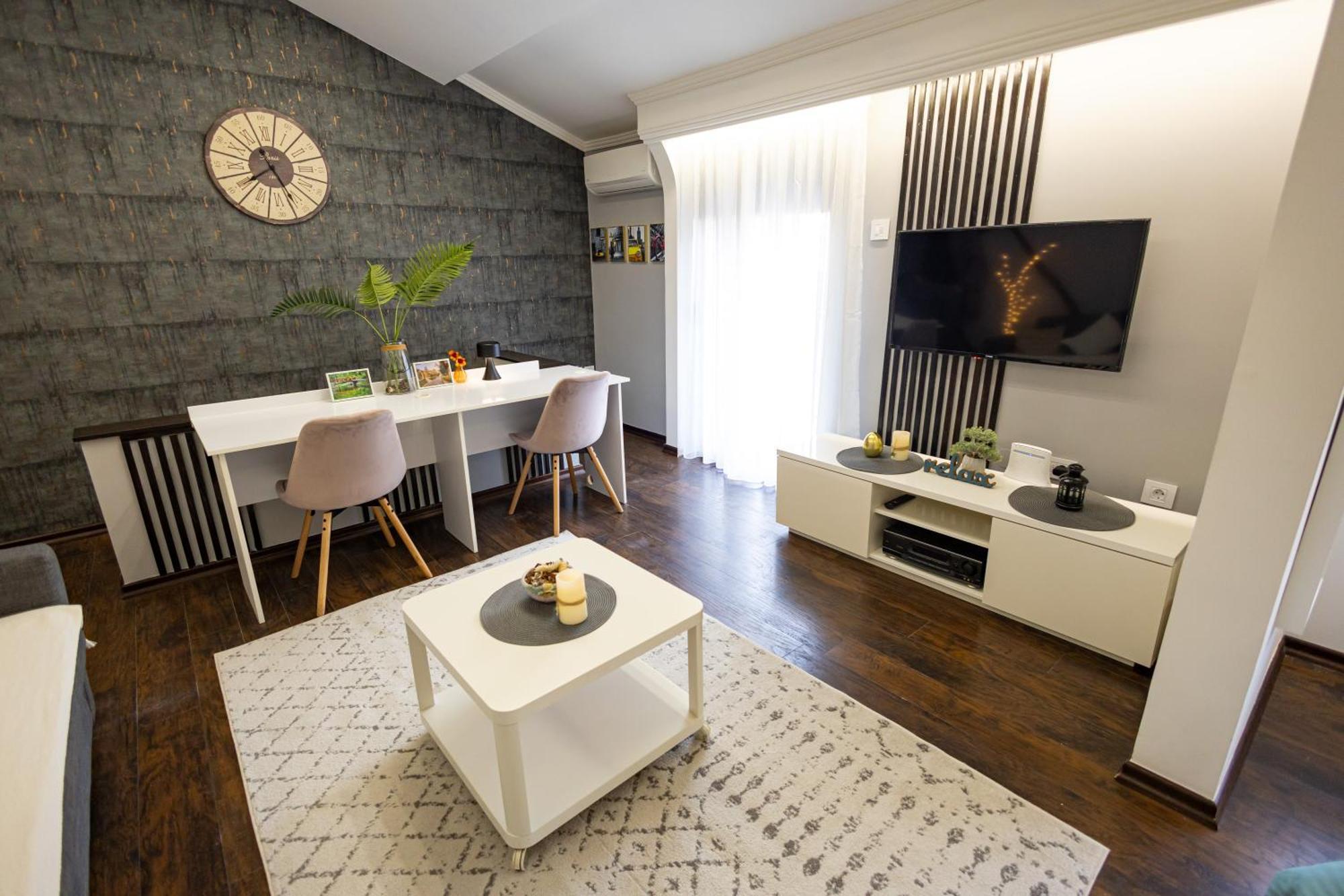 Old Town Apartment