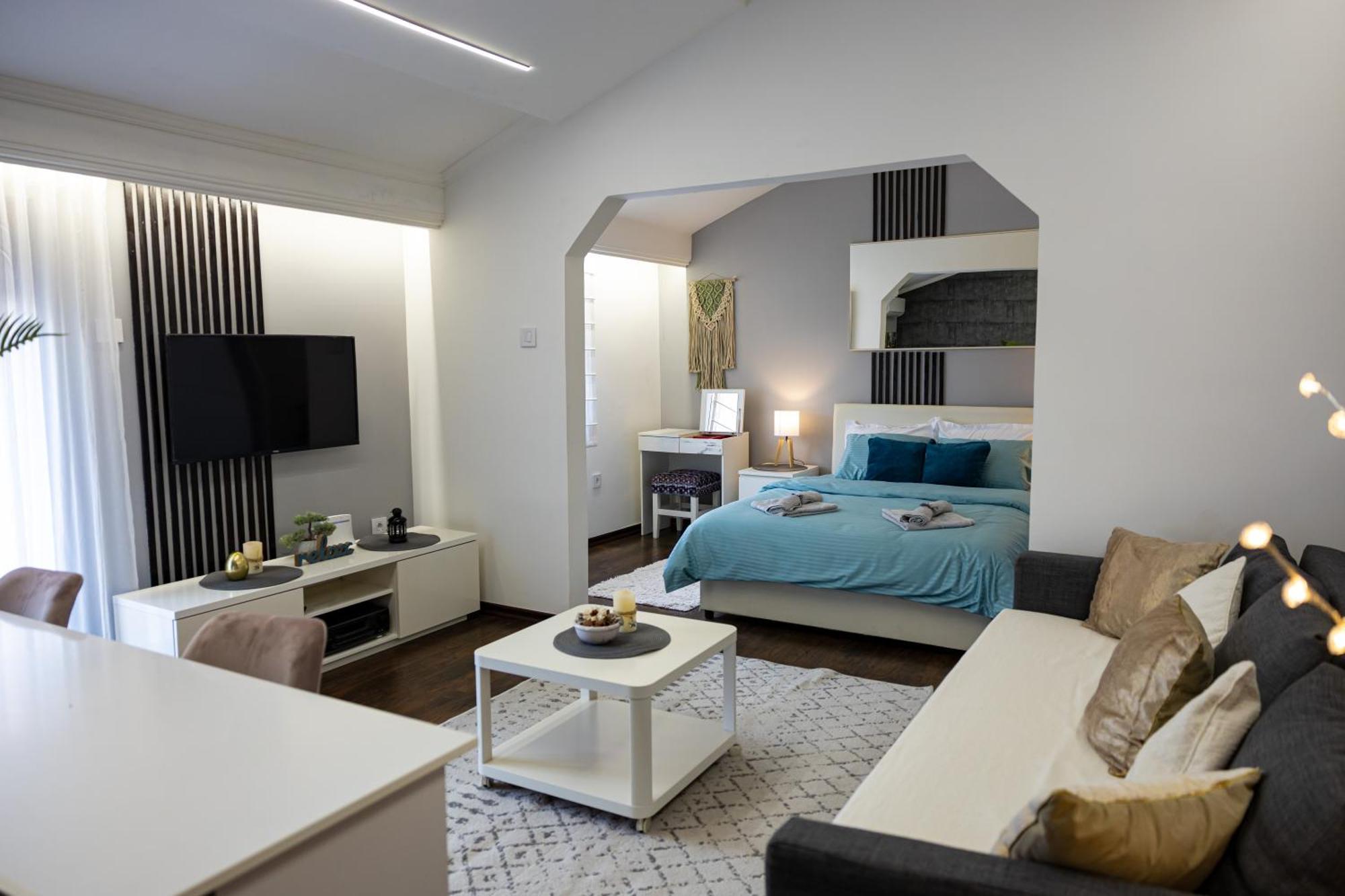 Old Town Apartment